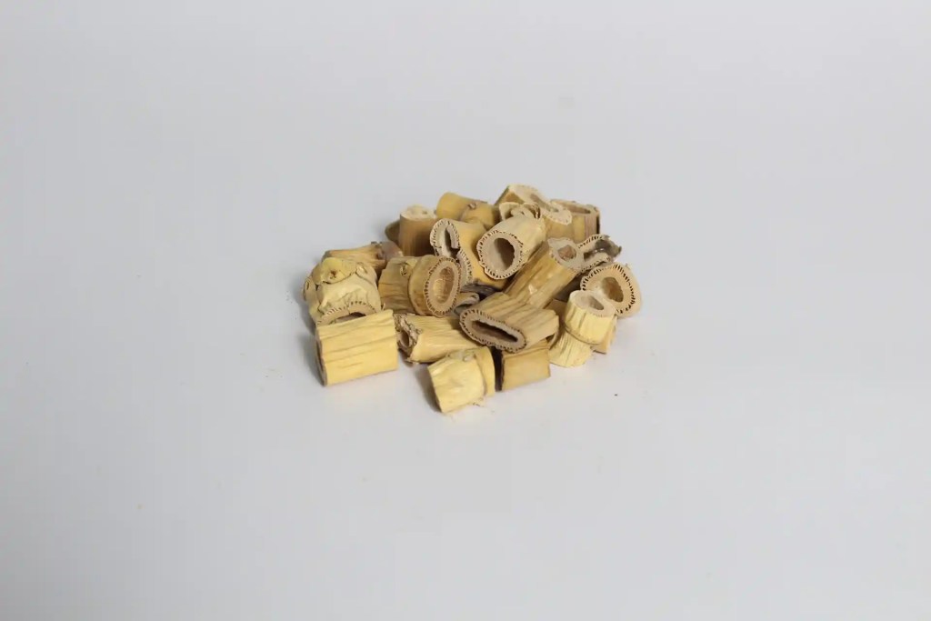 dried sugarcane shoot